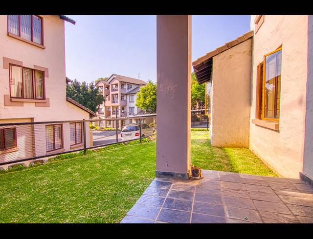 3 BEDROOM APARTMENT TO LET IN FERNDALE